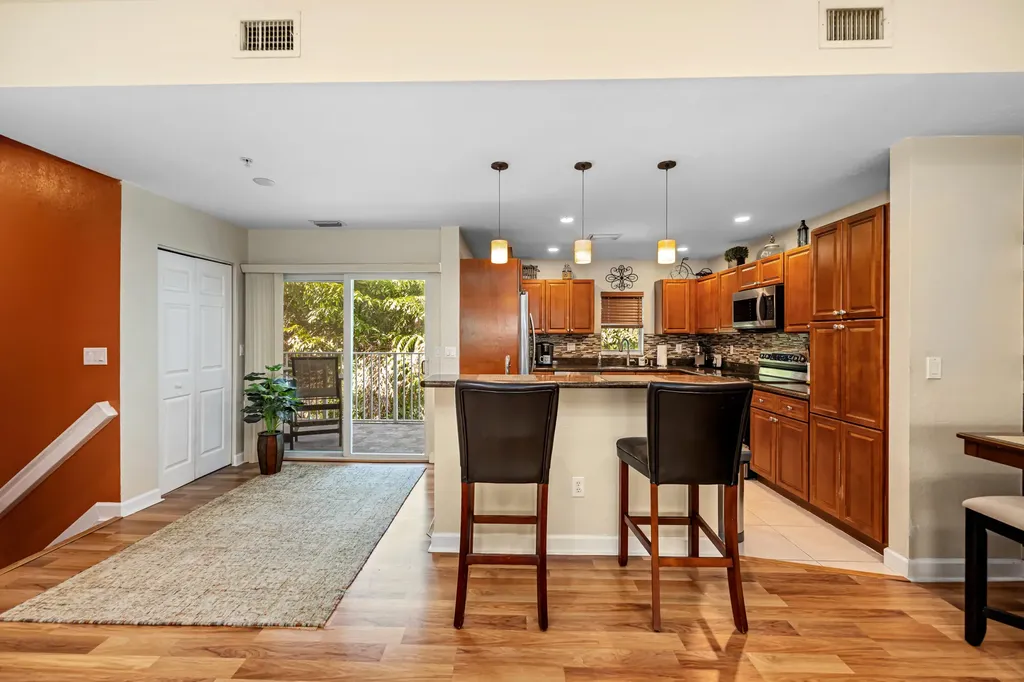 429 NE 1st Street Pompano Beach FL 33060