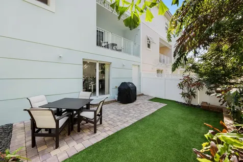 429 NE 1st Street Pompano Beach FL 33060