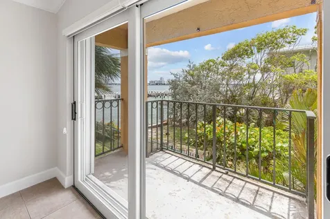 1060 Lake Shore Drive West Palm Beach FL 33403