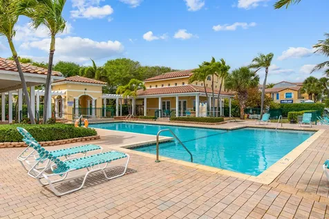 1060 Lake Shore Drive West Palm Beach FL 33403