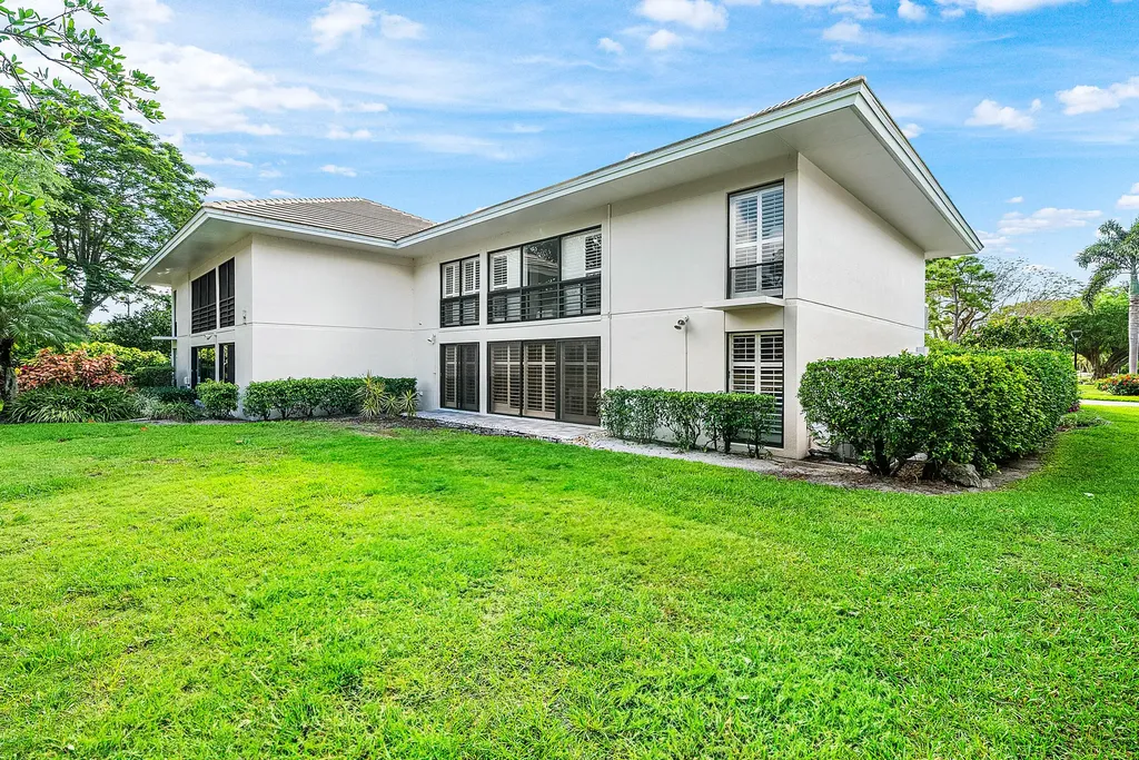 4249 N Quail Ridge Drive Boynton Beach FL 33436
