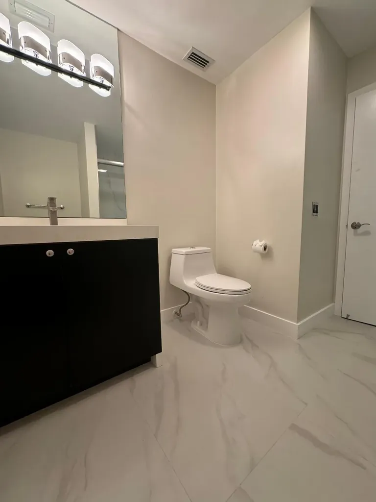 1127 Boca Cove Lane Highland Beach FL 33487