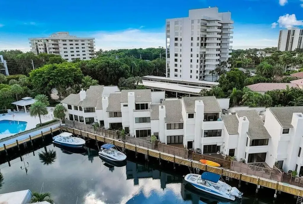 1127 Boca Cove Lane Highland Beach FL 33487