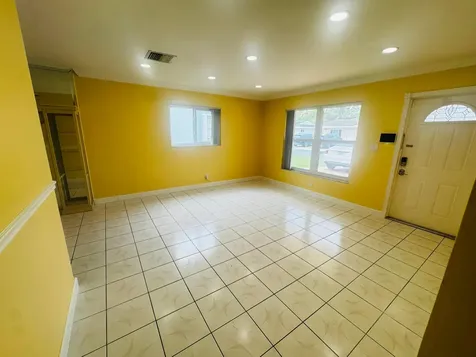 7502 NW 58th Court Tamarac FL 33321