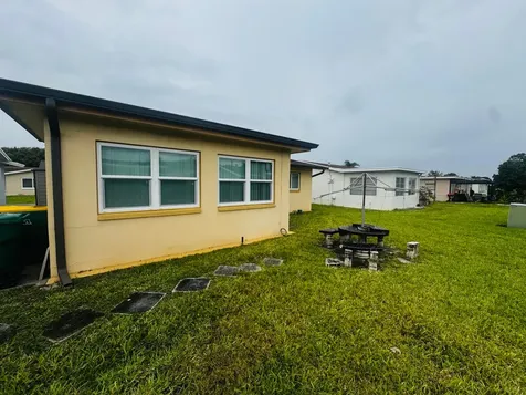 7502 NW 58th Court Tamarac FL 33321