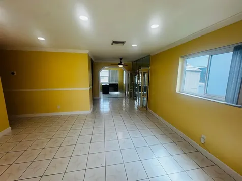 7502 NW 58th Court Tamarac FL 33321