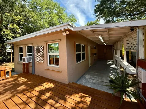 8 Edmund Road West Park FL 33023