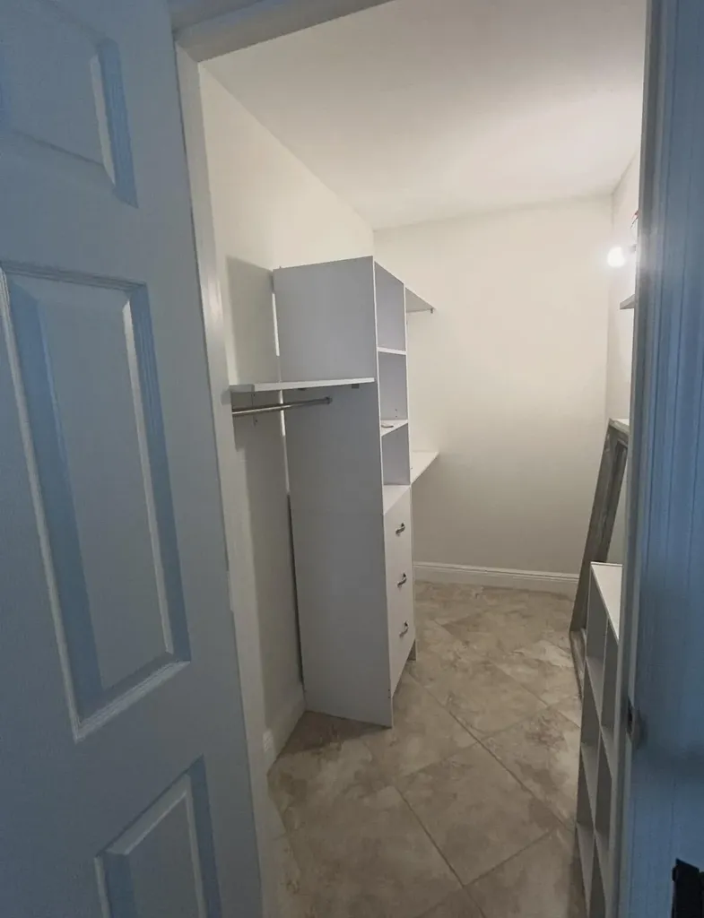 24 Waterford A Delray Beach FL 33446