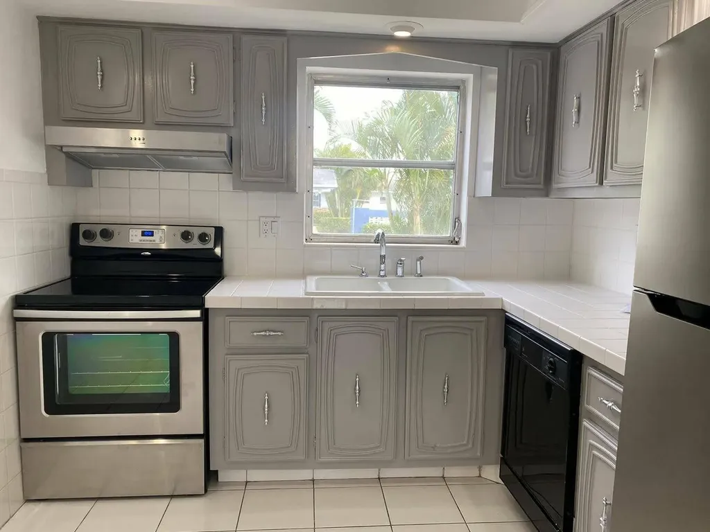 2625 W Emory Drive Drive W West Palm Beach FL 33415