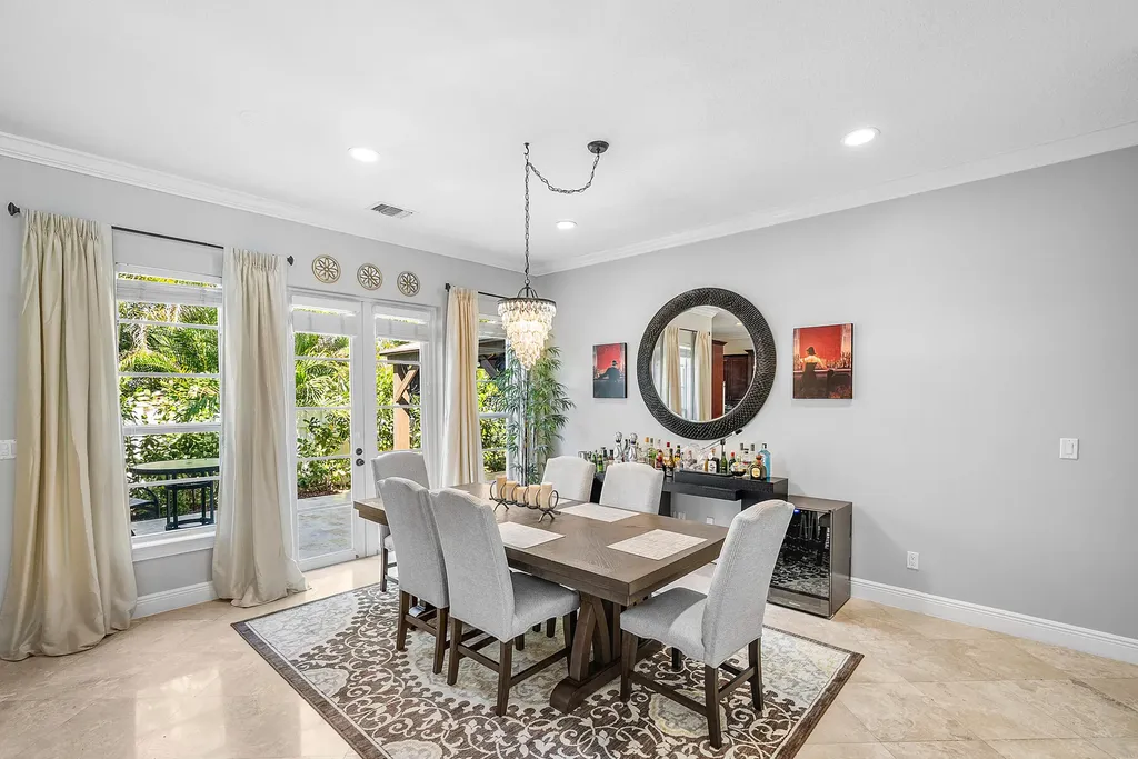 71 Via Poinciana Lane Boca Raton FL 33487