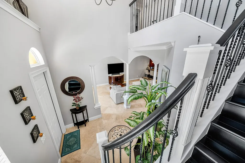 71 Via Poinciana Lane Boca Raton FL 33487