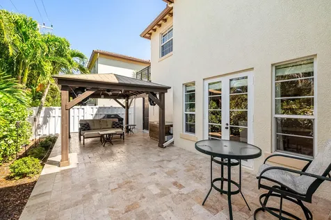 71 Via Poinciana Lane Boca Raton FL 33487