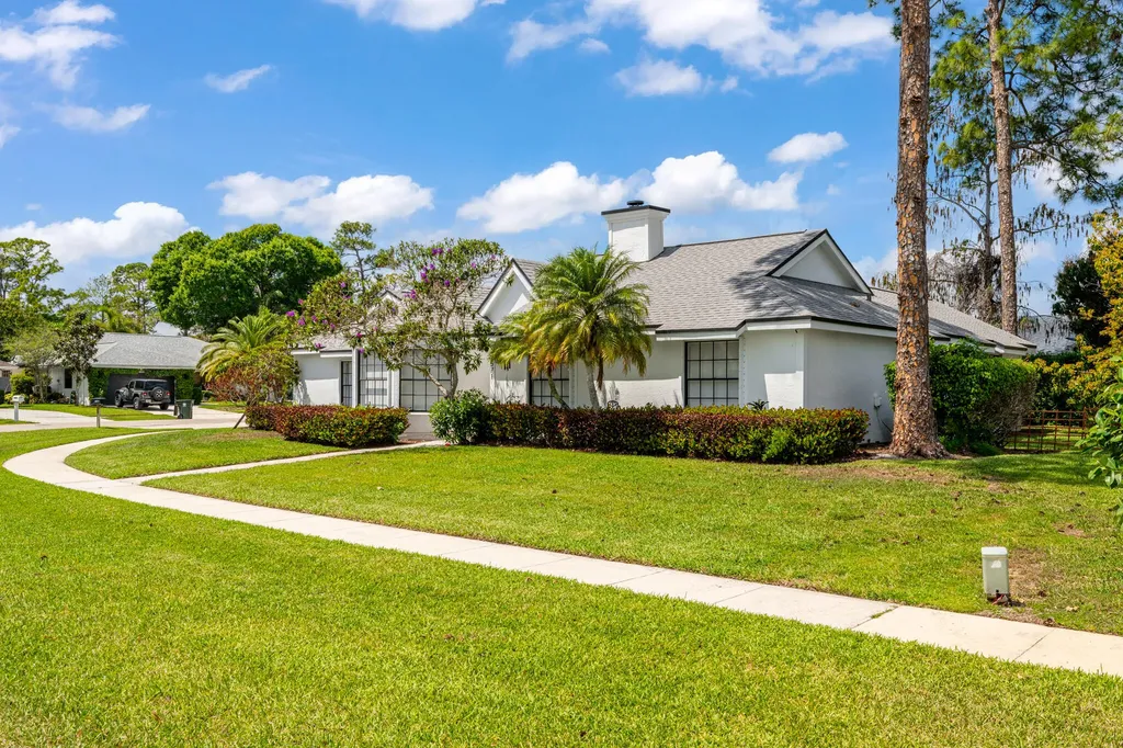 13571 Jonquil Place Wellington FL 33414