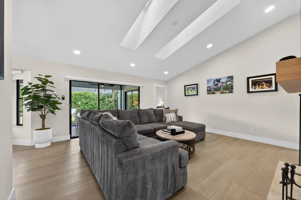 13571 Jonquil Place Wellington FL 33414