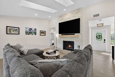 13571 Jonquil Place Wellington FL 33414