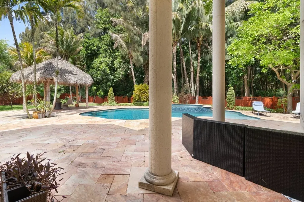 6301 SW 58th Court Davie FL 33314