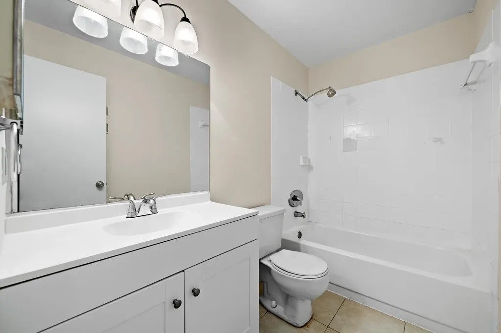 3281 E Golf Boulevard Pompano Beach FL 33064