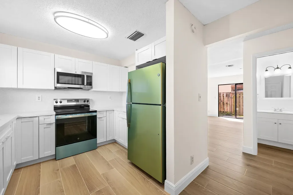 3281 E Golf Boulevard Pompano Beach FL 33064