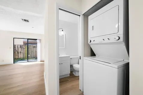 3281 E Golf Boulevard Pompano Beach FL 33064