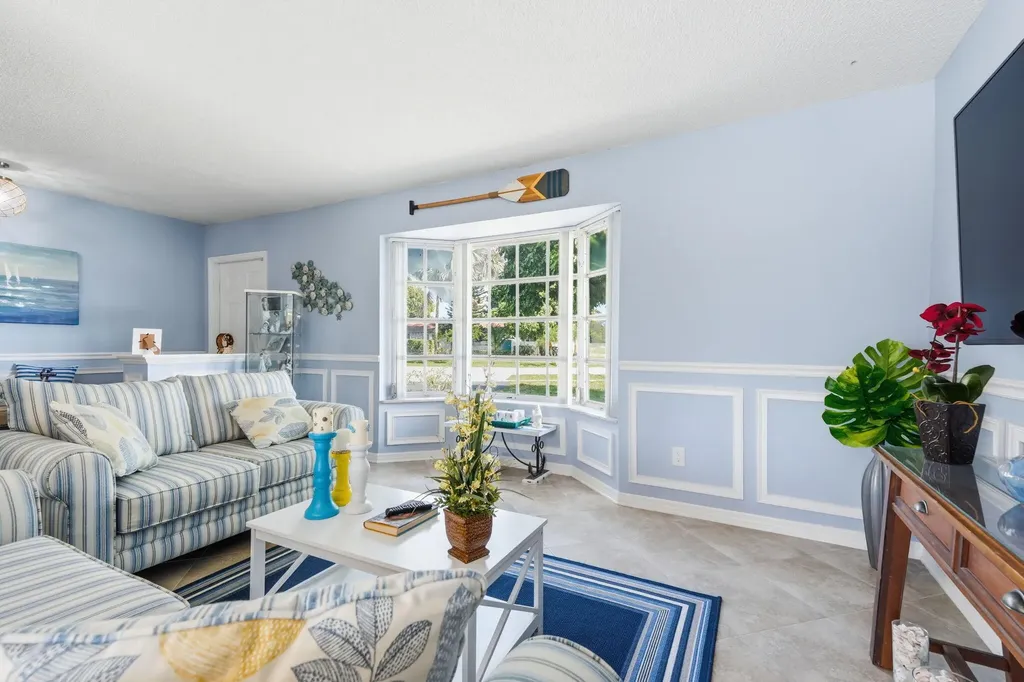 237 Porter Place West Palm Beach FL 33409