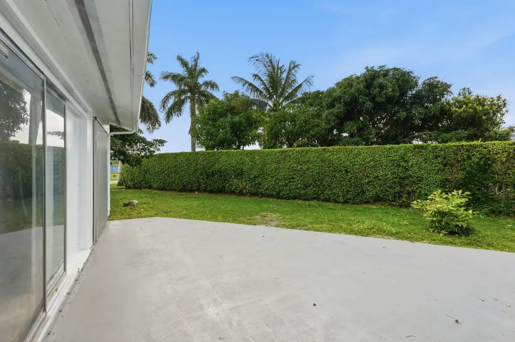 237 Porter Place West Palm Beach FL 33409