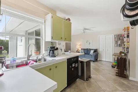 237 Porter Place West Palm Beach FL 33409