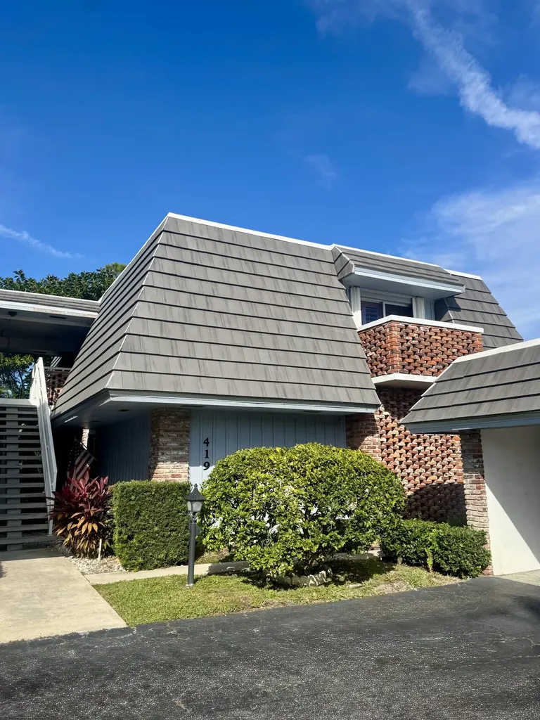 419 Pine Tree Court Atlantis FL 33462