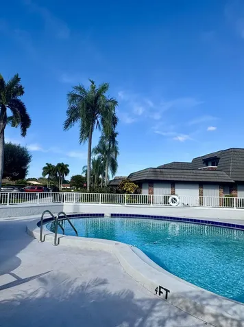 419 Pine Tree Court Atlantis FL 33462