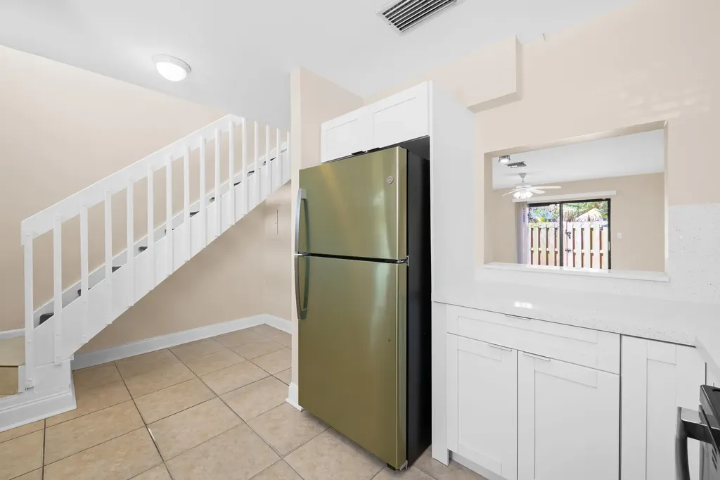 3281 E Golf Boulevard Pompano Beach FL 33064