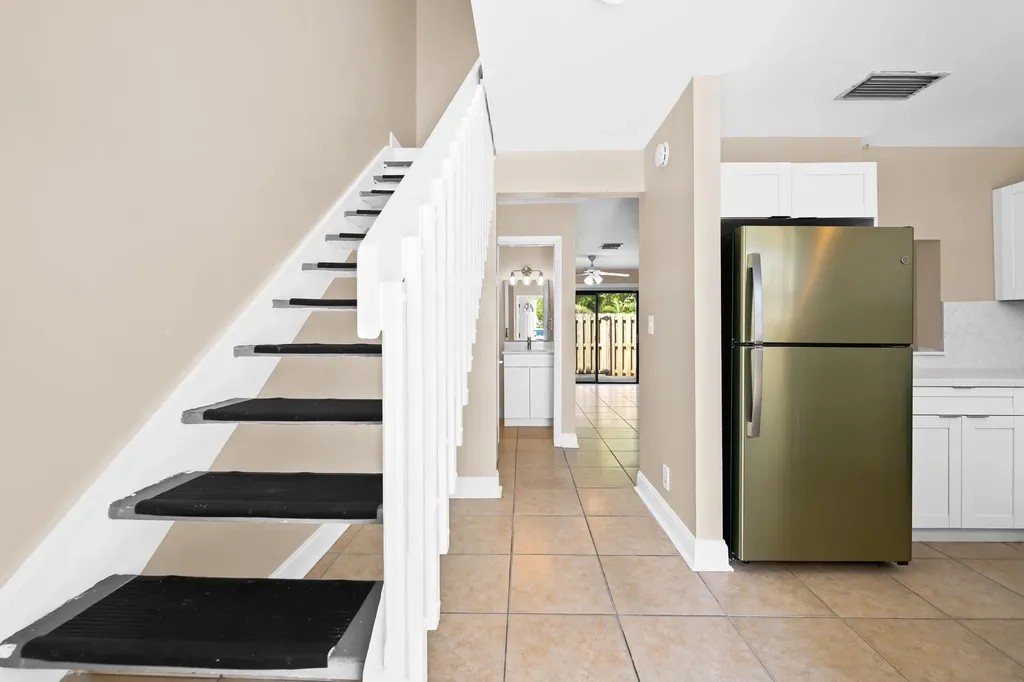 3281 E Golf Boulevard Pompano Beach FL 33064