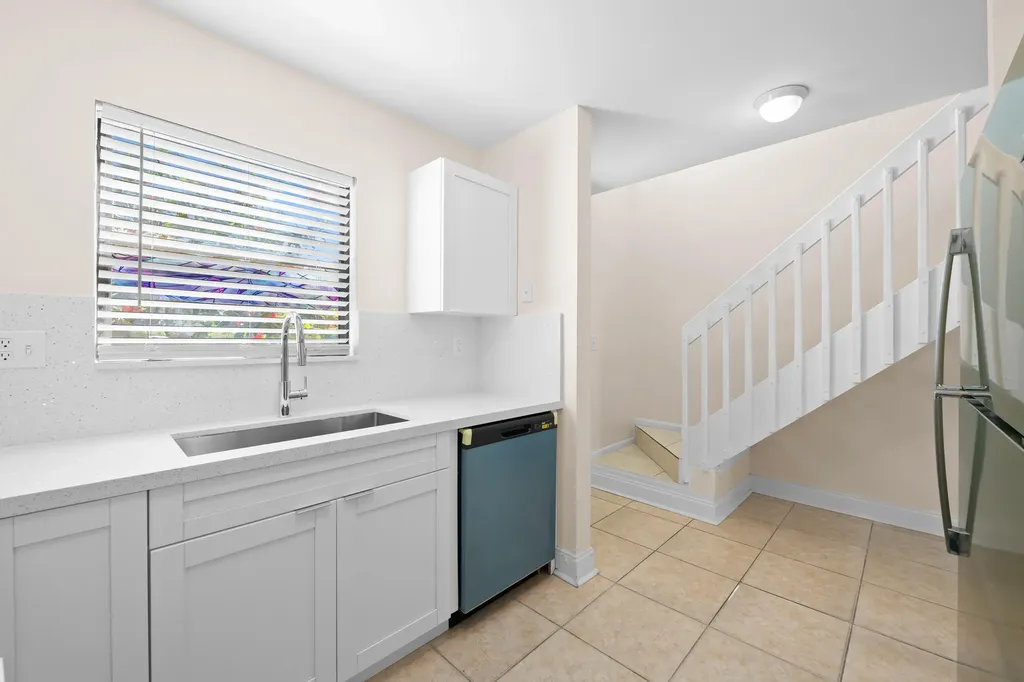 3281 E Golf Boulevard Pompano Beach FL 33064