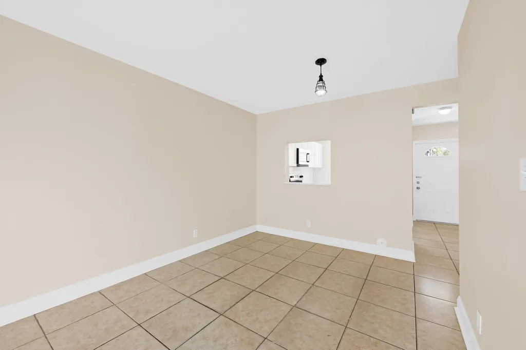 3281 E Golf Boulevard Pompano Beach FL 33064
