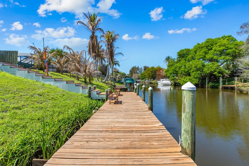 343 SE Verada Avenue Port St Lucie FL 34983