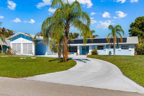 343 SE Verada Avenue Port St Lucie FL 34983