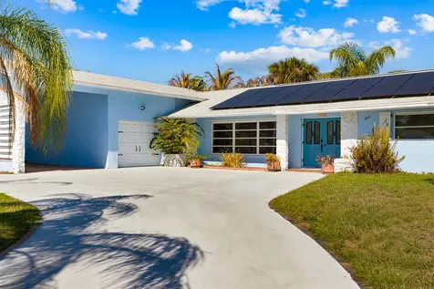 343 SE Verada Avenue Port St Lucie FL 34983