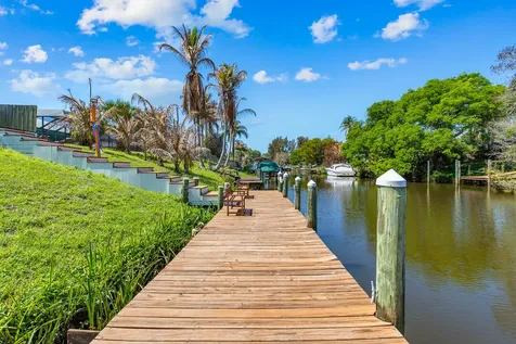 343 SE Verada Avenue Port St Lucie FL 34983