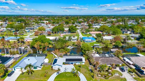 343 SE Verada Avenue Port St Lucie FL 34983