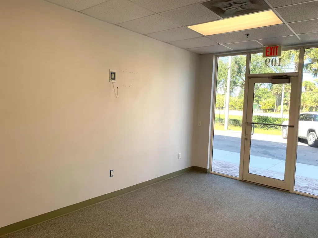 1000 Stinson Way West Palm Beach FL 33411