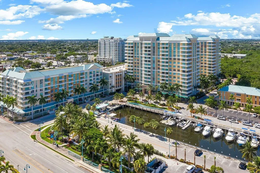700 E Boynton Beach Boulevard Boynton Beach FL 33435