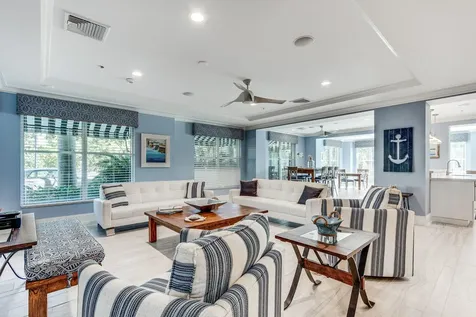 700 E Boynton Beach Boulevard Boynton Beach FL 33435