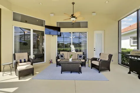8726 Tompson Point Road Port St Lucie FL 34986