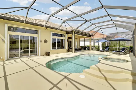 8726 Tompson Point Road Port St Lucie FL 34986