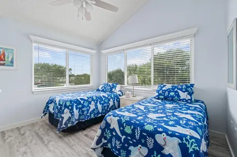 470 Bella Vista Court N Jupiter FL 33477