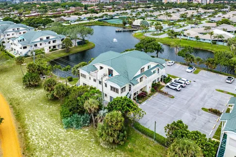 470 Bella Vista Court N Jupiter FL 33477