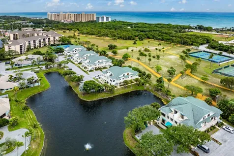 470 Bella Vista Court N Jupiter FL 33477