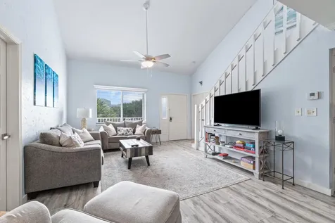 470 Bella Vista Court N Jupiter FL 33477