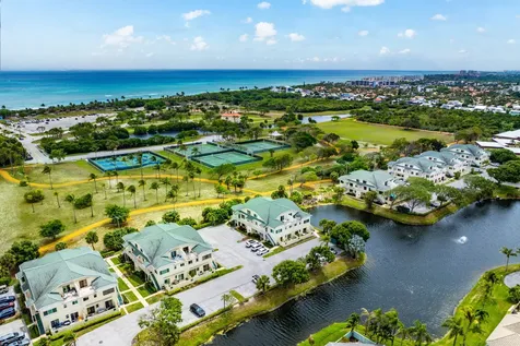 470 Bella Vista Court N Jupiter FL 33477