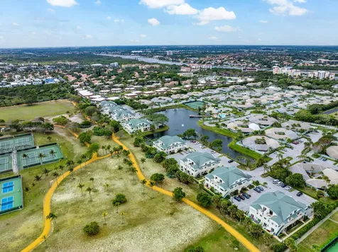 470 Bella Vista Court N Jupiter FL 33477