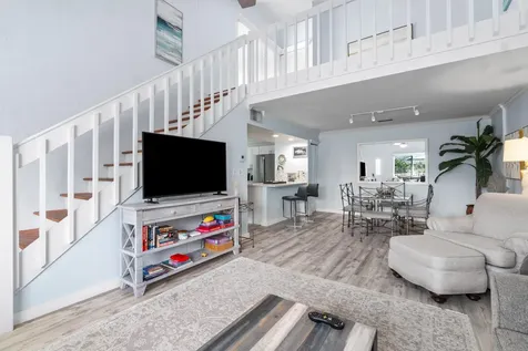 470 Bella Vista Court N Jupiter FL 33477