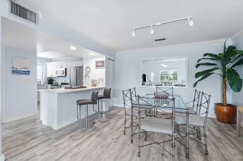 470 Bella Vista Court N Jupiter FL 33477